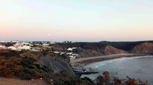 Arrifana beach sunset